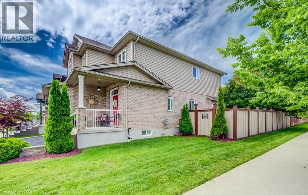 300 WATERVALE Crescent - 3