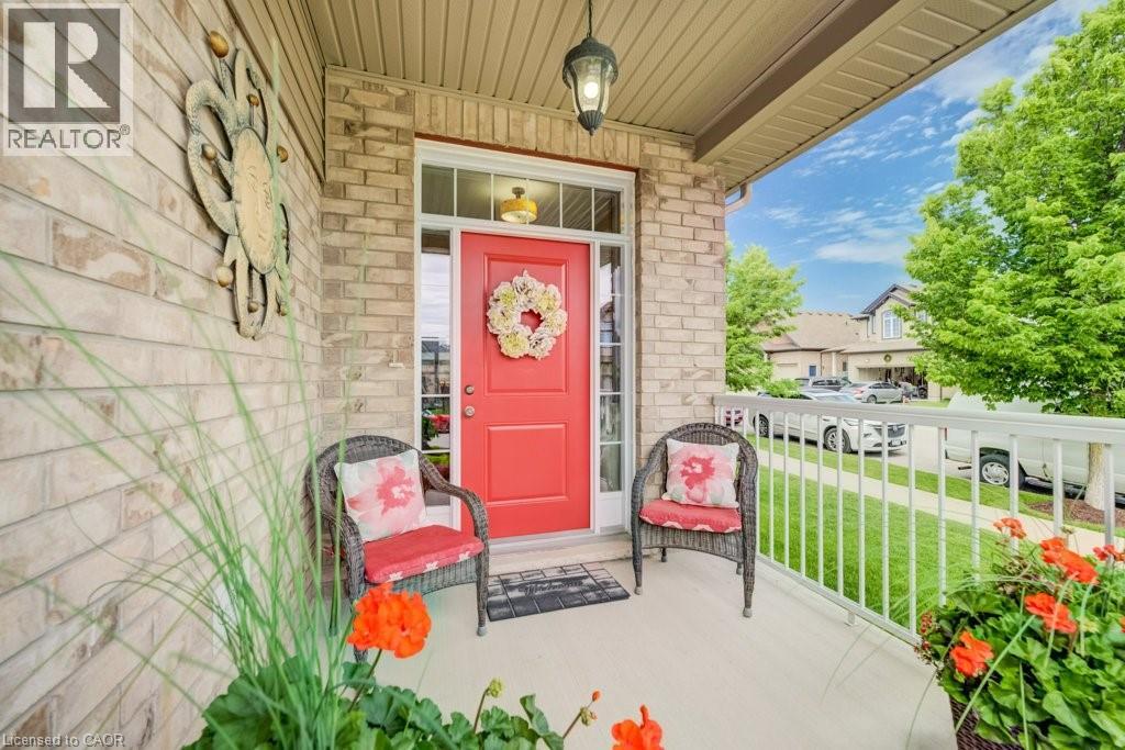 300 WATERVALE Crescent - 4