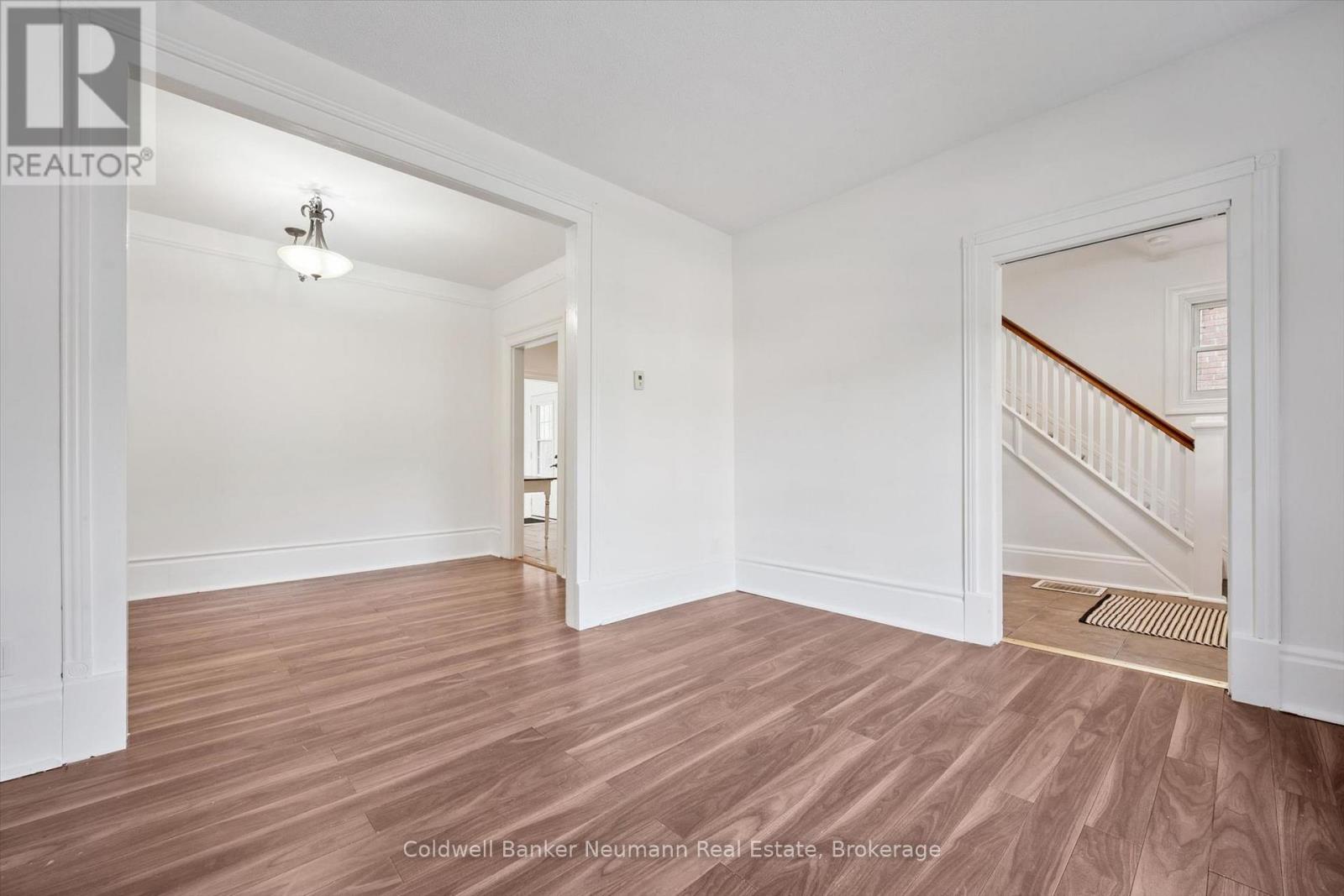 179 ELIZABETH STREET - 13