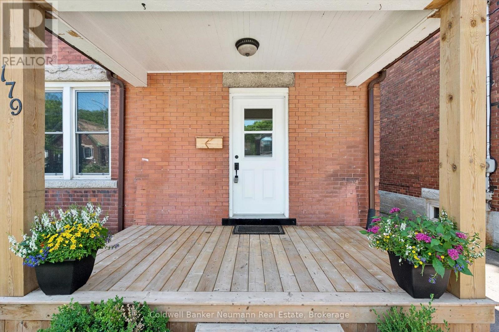 179 ELIZABETH STREET - 3