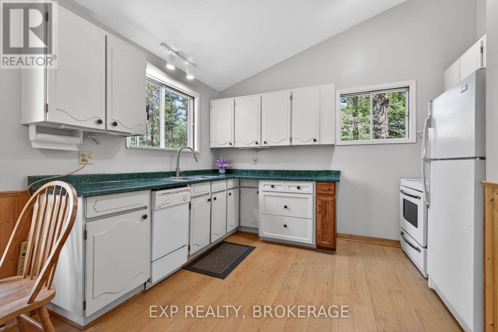 1126 RICHMOND LANE - 20