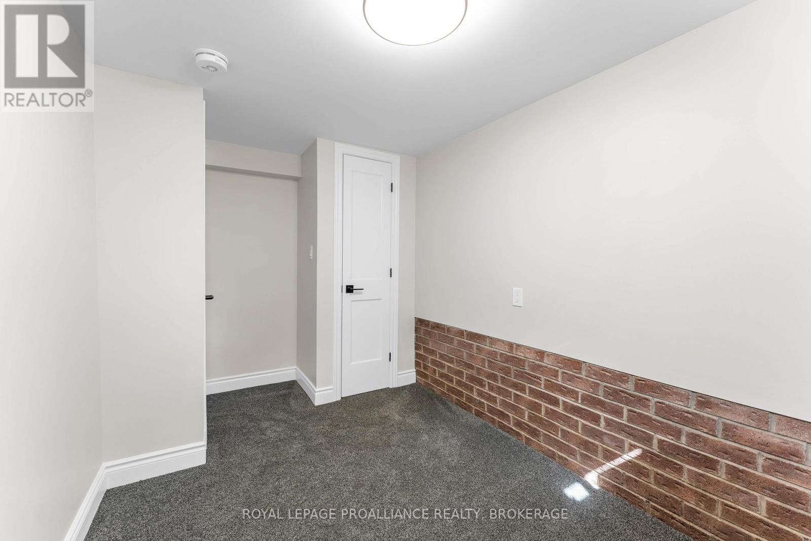 104 MAIN STREET - 37