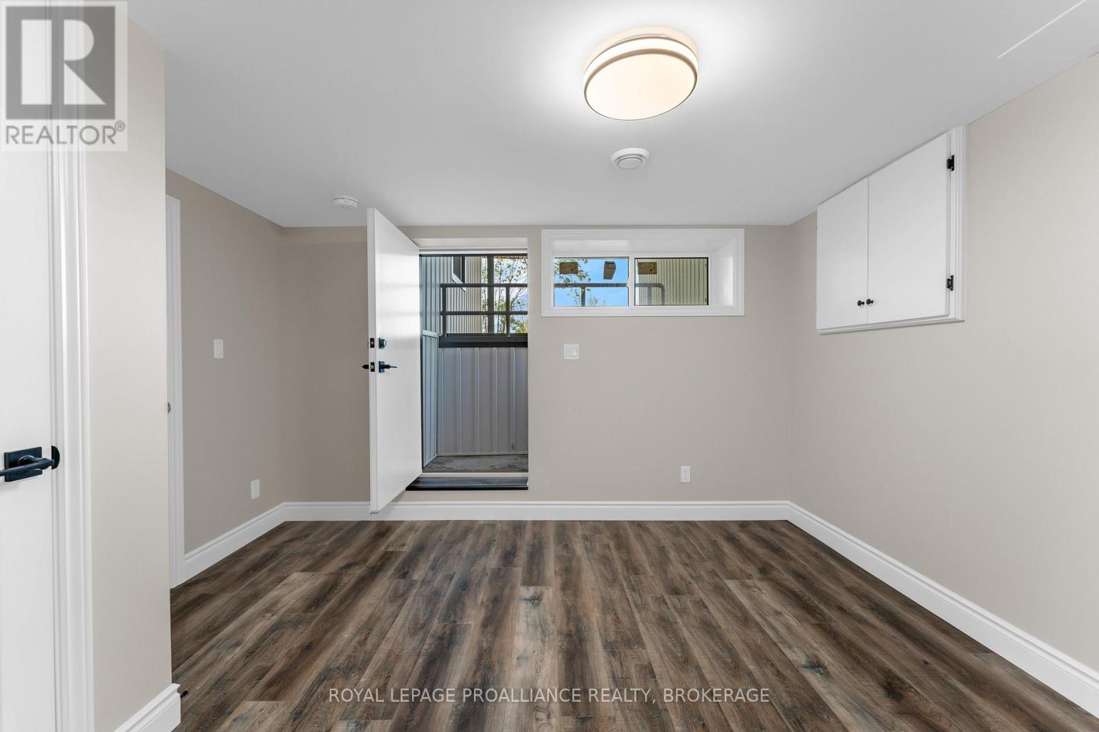 104 MAIN STREET - 41