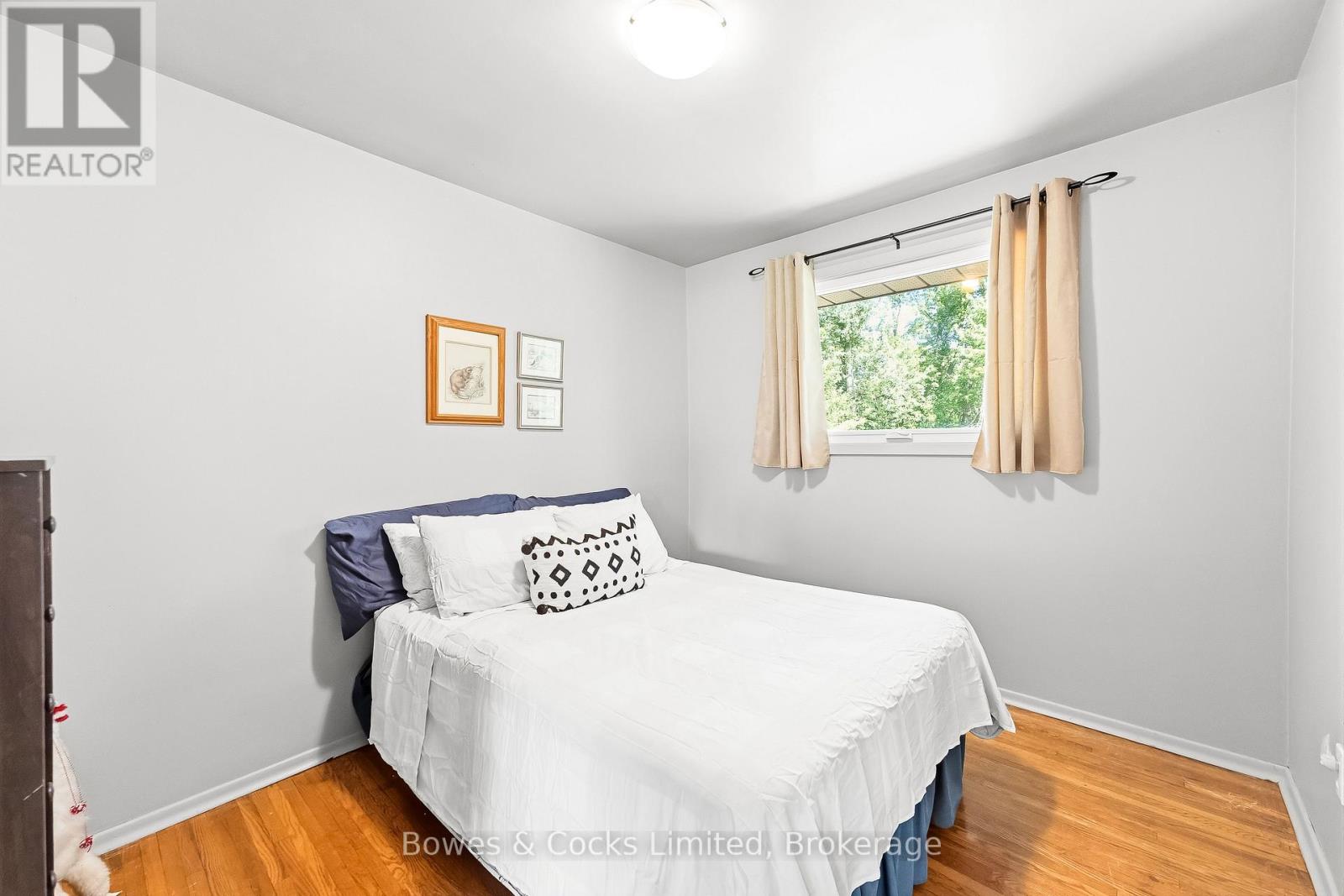 316 LEON AVENUE - 14