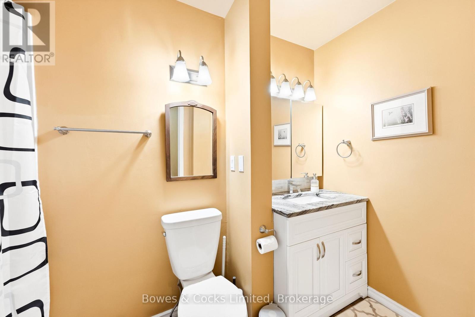316 LEON AVENUE - 16