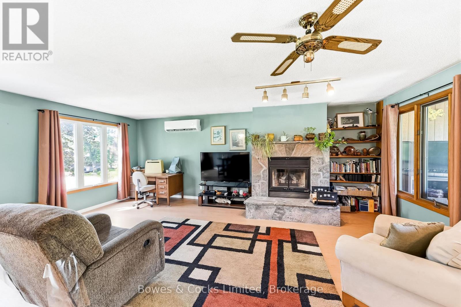 316 LEON AVENUE - 17