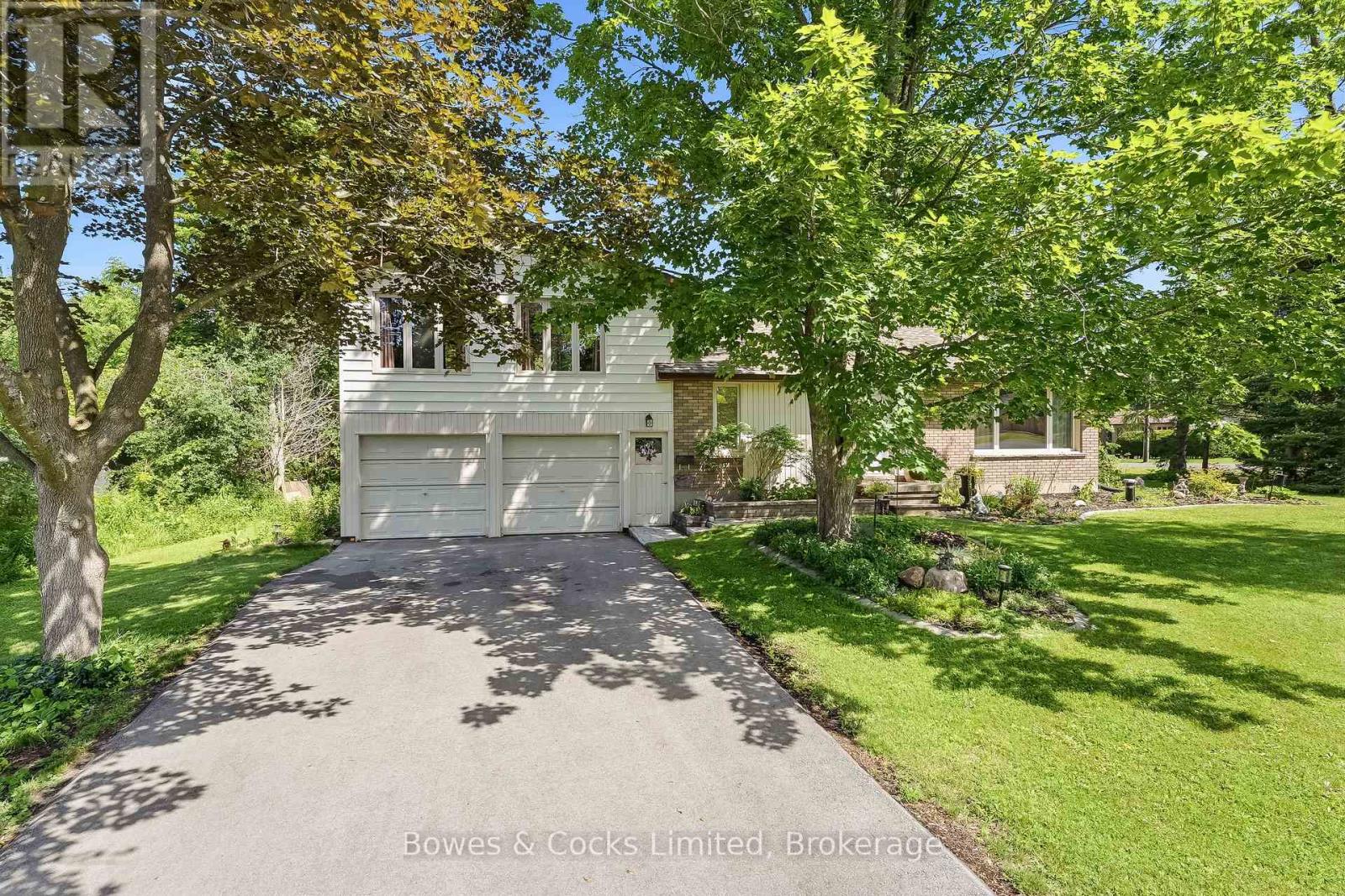 316 LEON AVENUE - 2