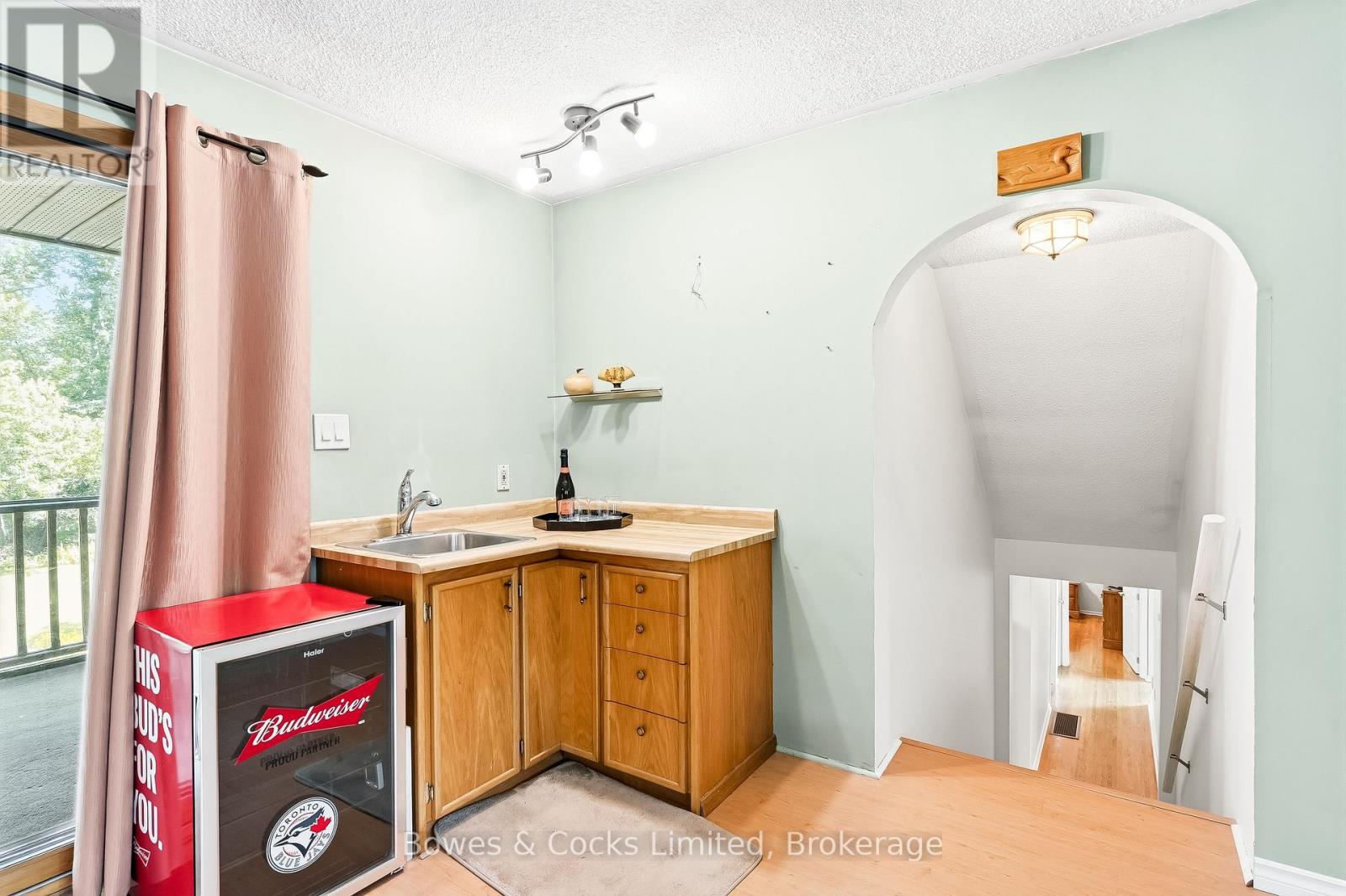 316 LEON AVENUE - 20