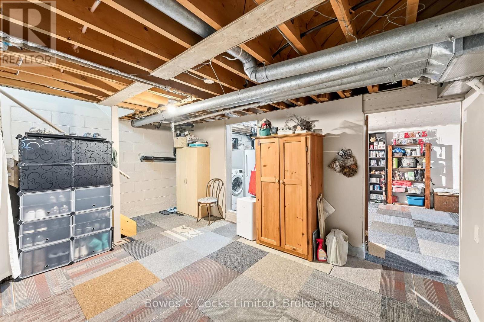 316 LEON AVENUE - 27