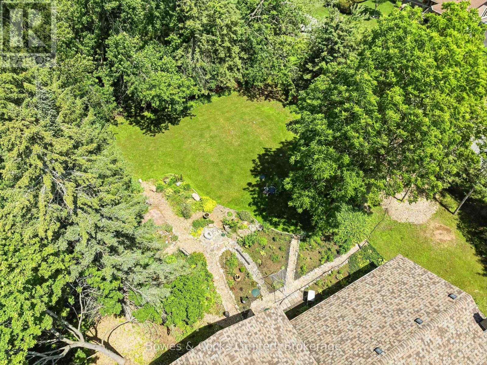 316 LEON AVENUE - 37