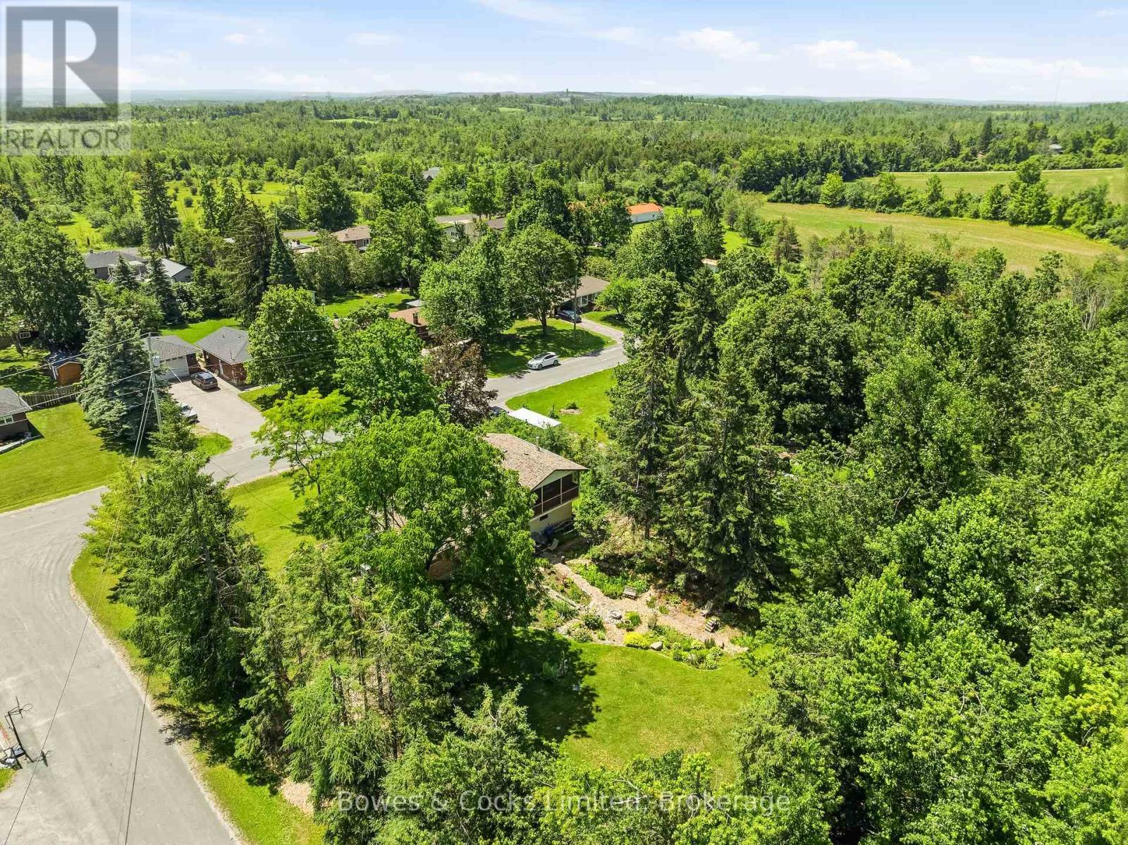 316 LEON AVENUE - 39