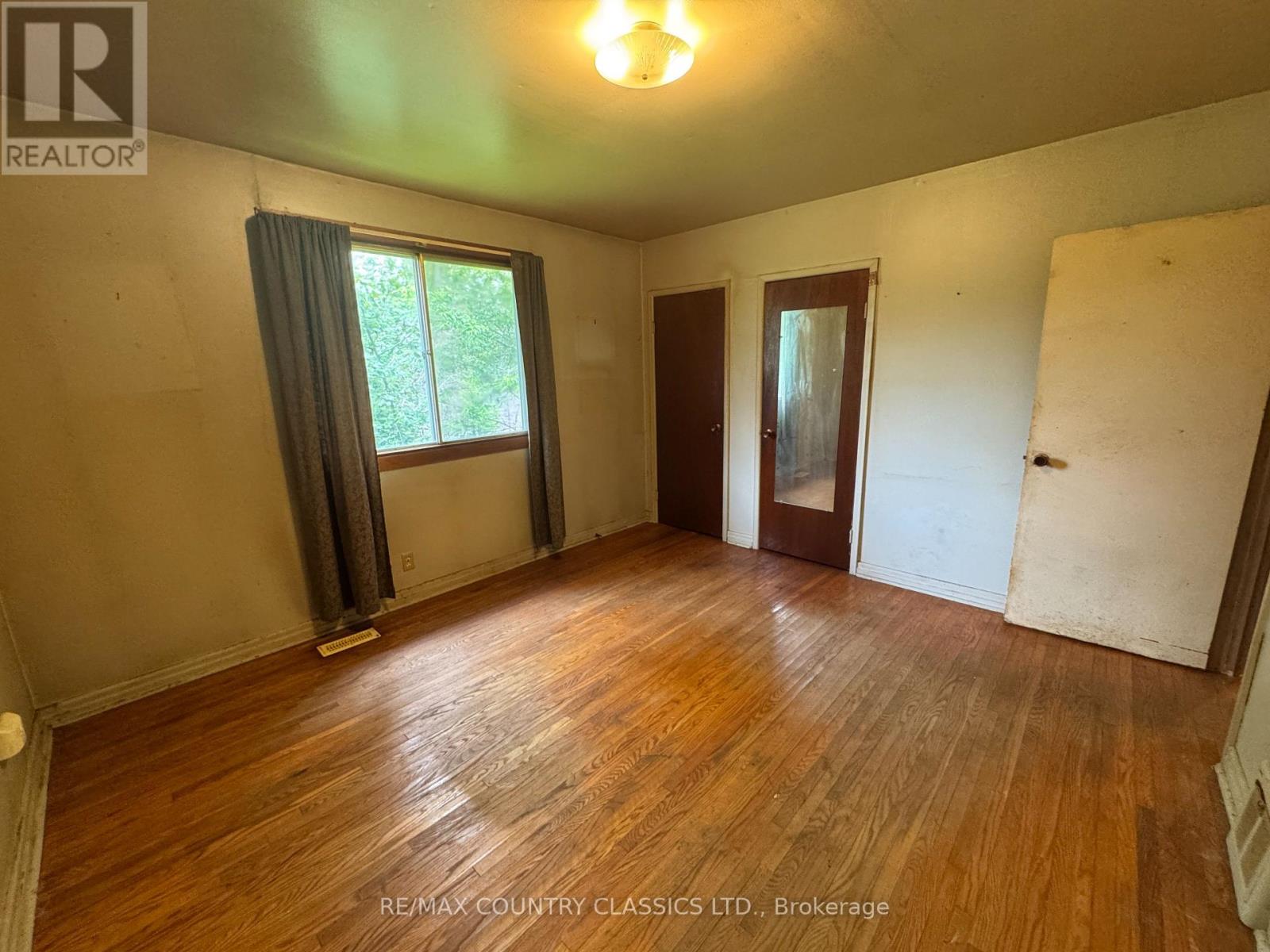 98 SPRUCEDALE STREET - 15