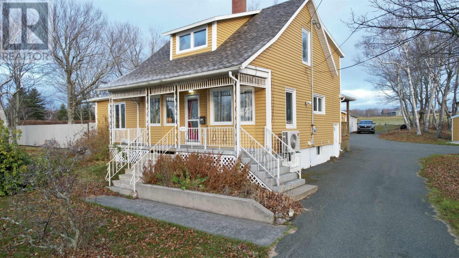 219 Dominion Street - 2