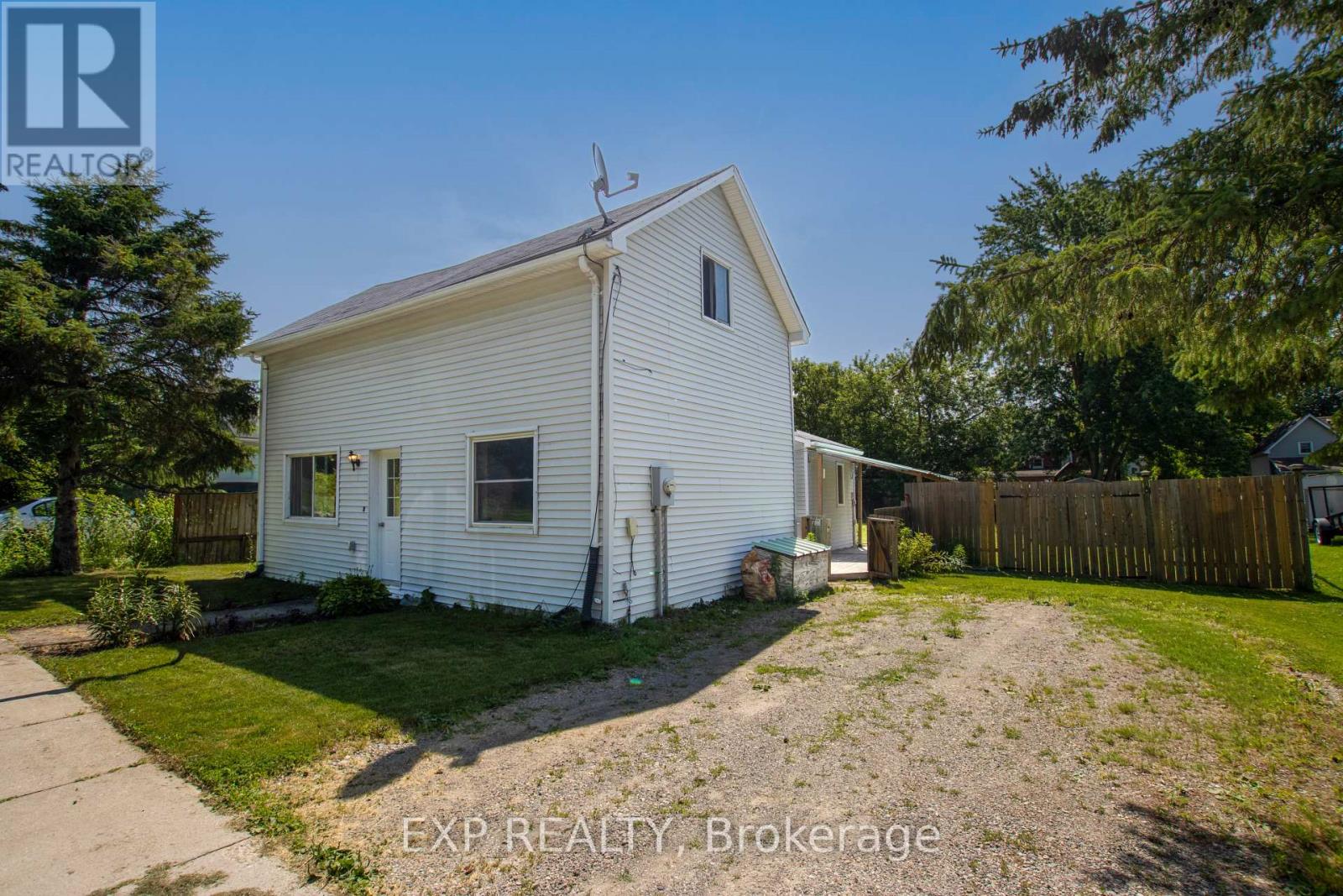 190 MUNROE STREET - 1