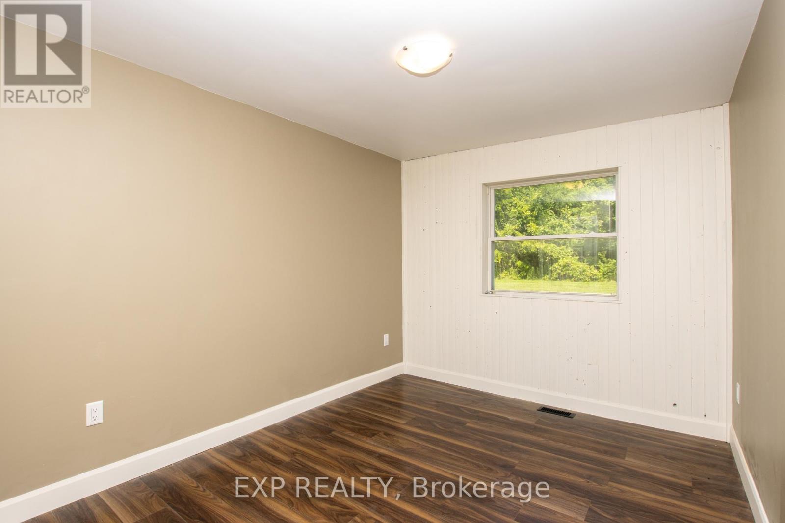 190 MUNROE STREET - 13