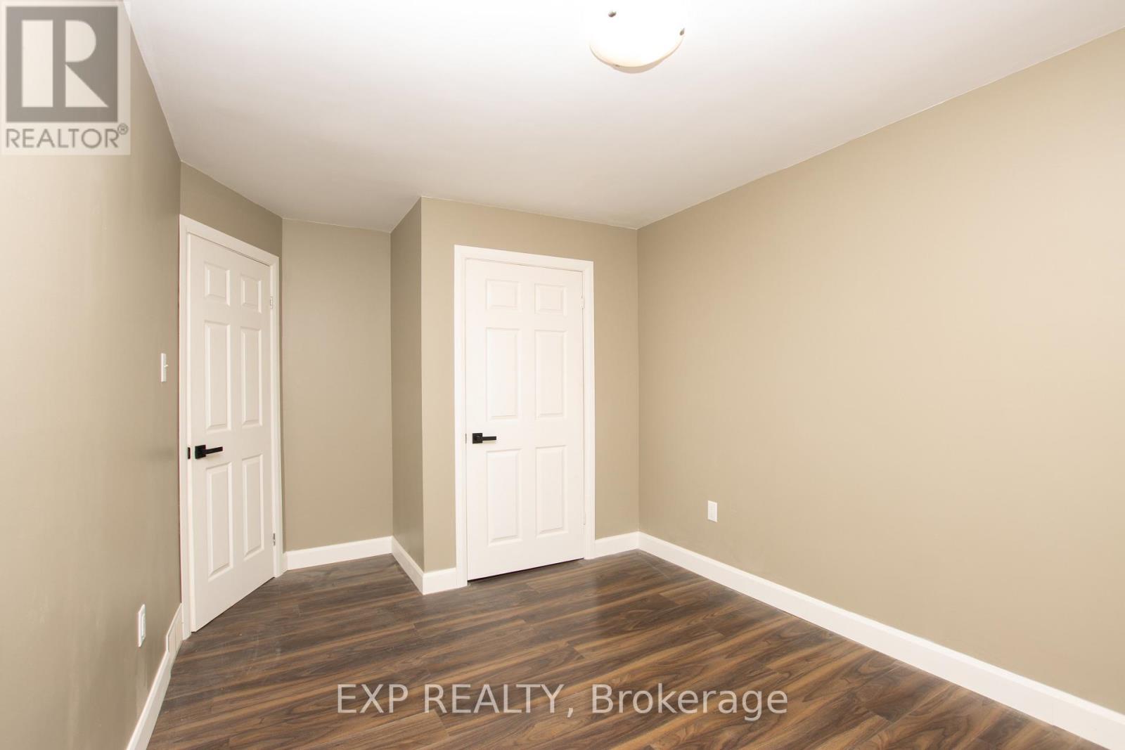 190 MUNROE STREET - 14