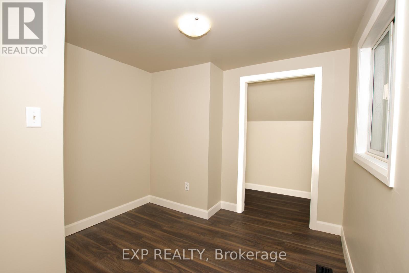 190 MUNROE STREET - 20