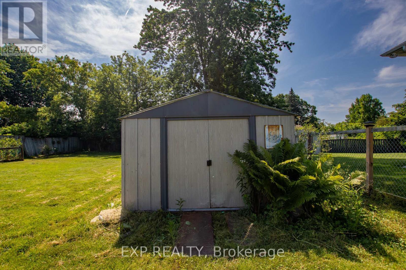 190 MUNROE STREET - 27