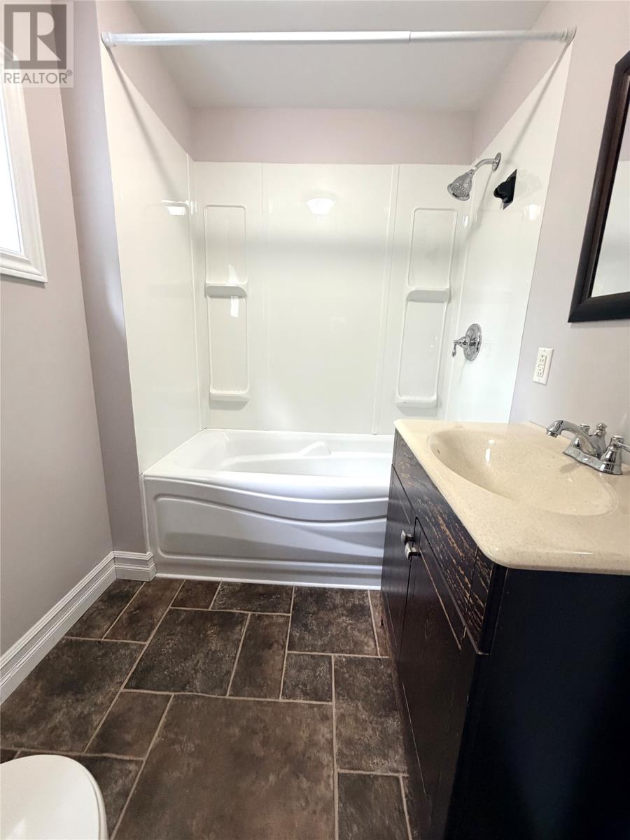47 Crescent Heights - 11