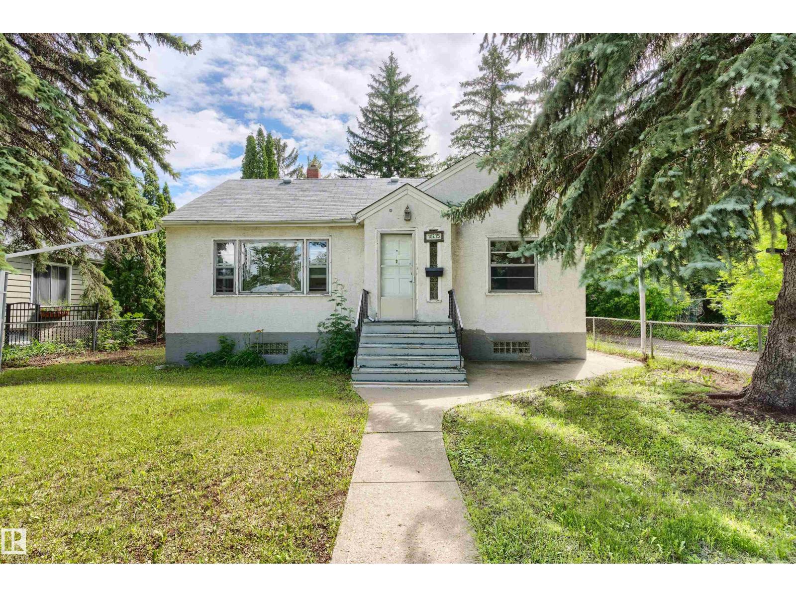 10215 138 ST NW - 2