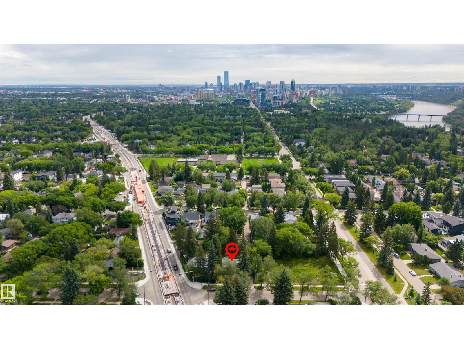 10215 138 ST NW - 46