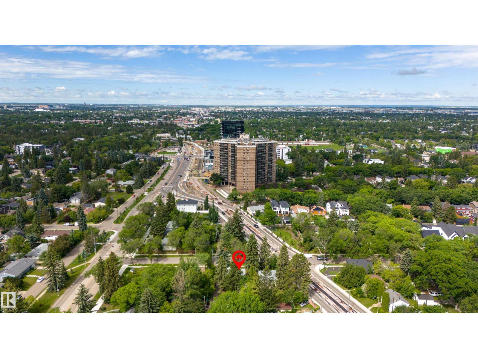 10215 138 ST NW - 48