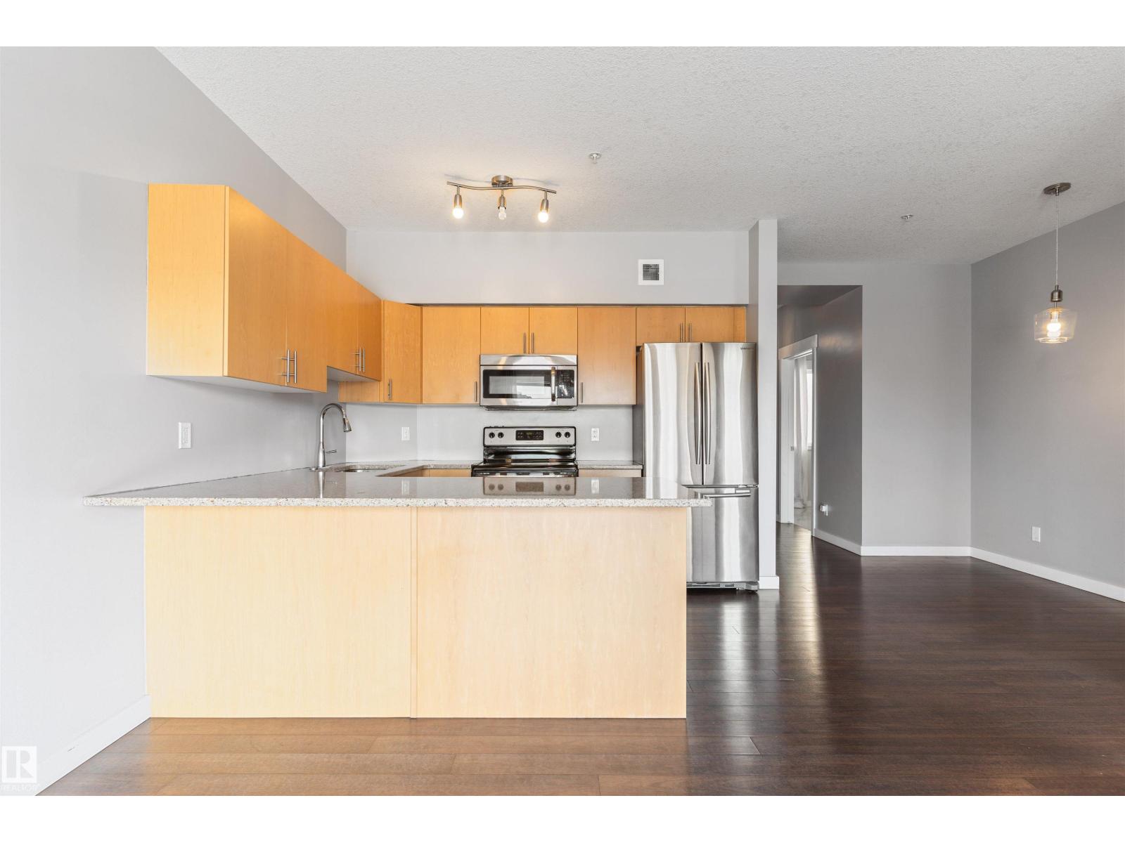 #510 11425 105 AV NW - 12