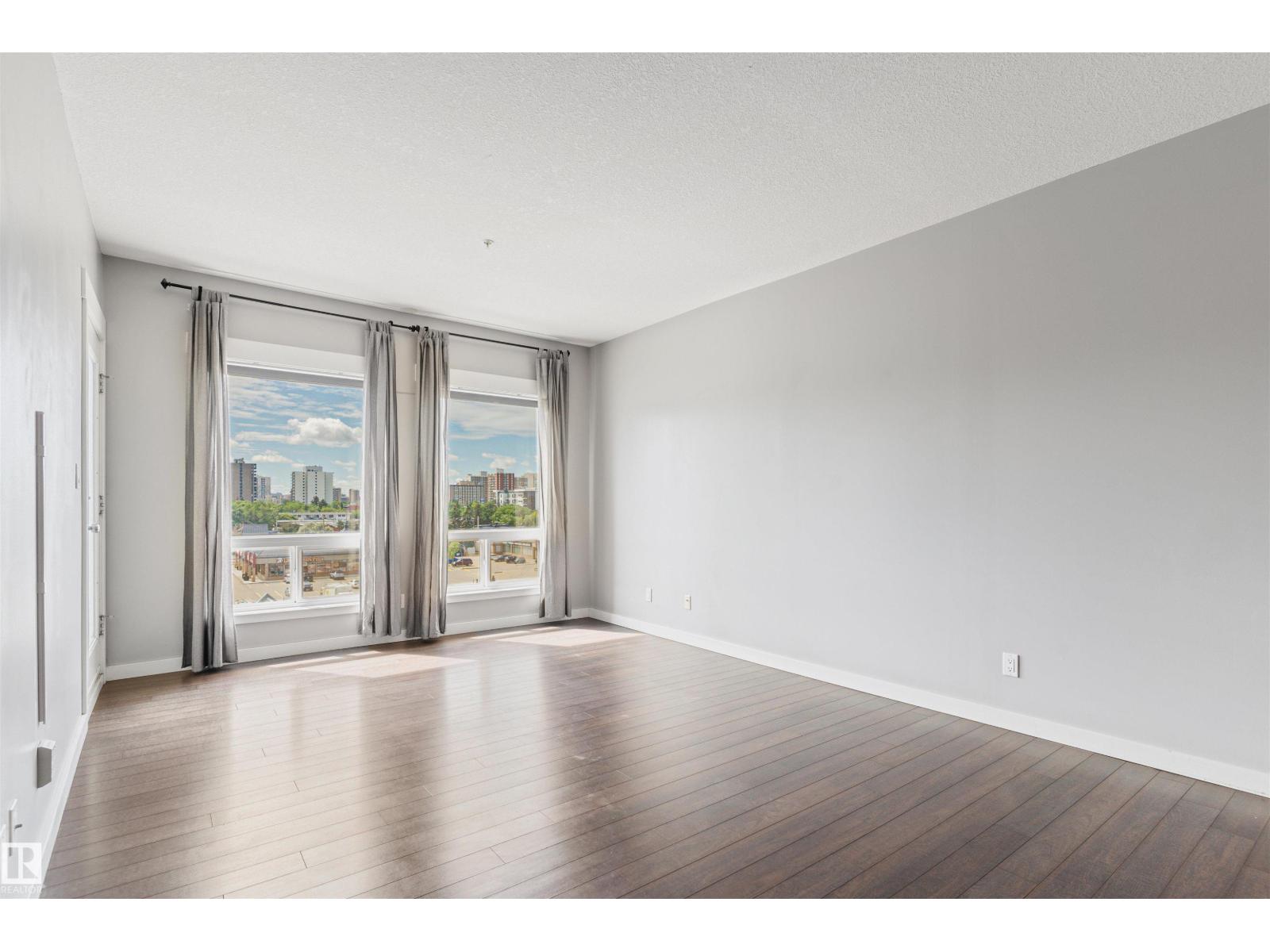 #510 11425 105 AV NW - 15