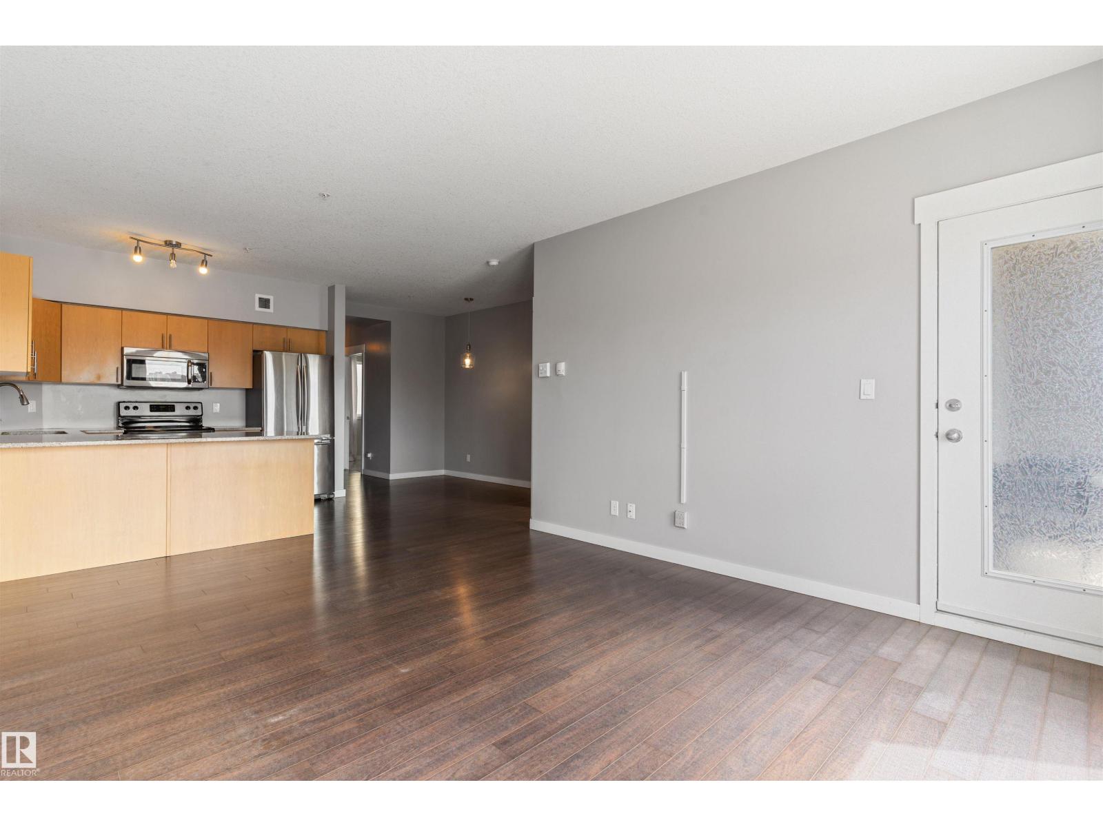 #510 11425 105 AV NW - 18