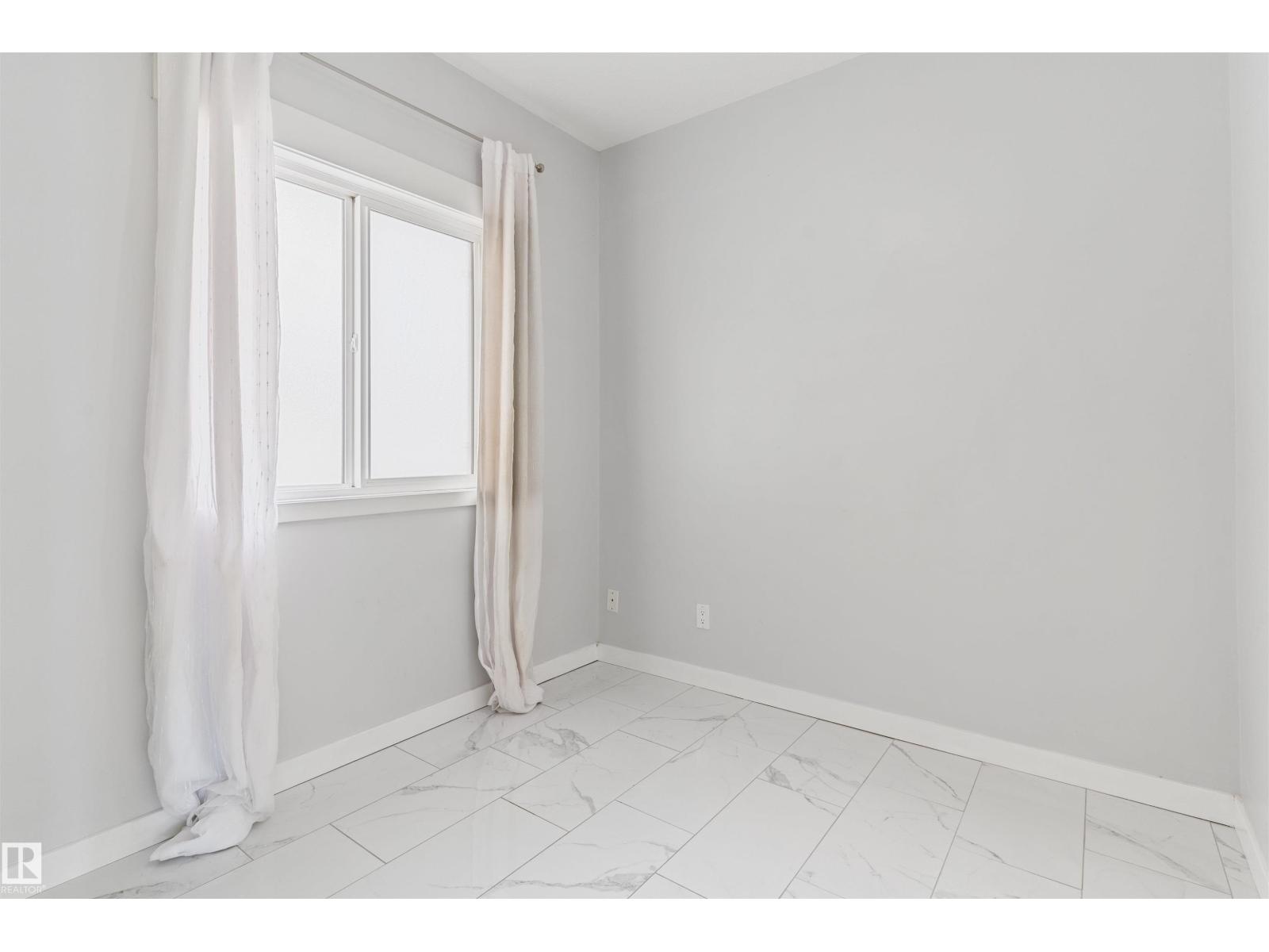 #510 11425 105 AV NW - 29