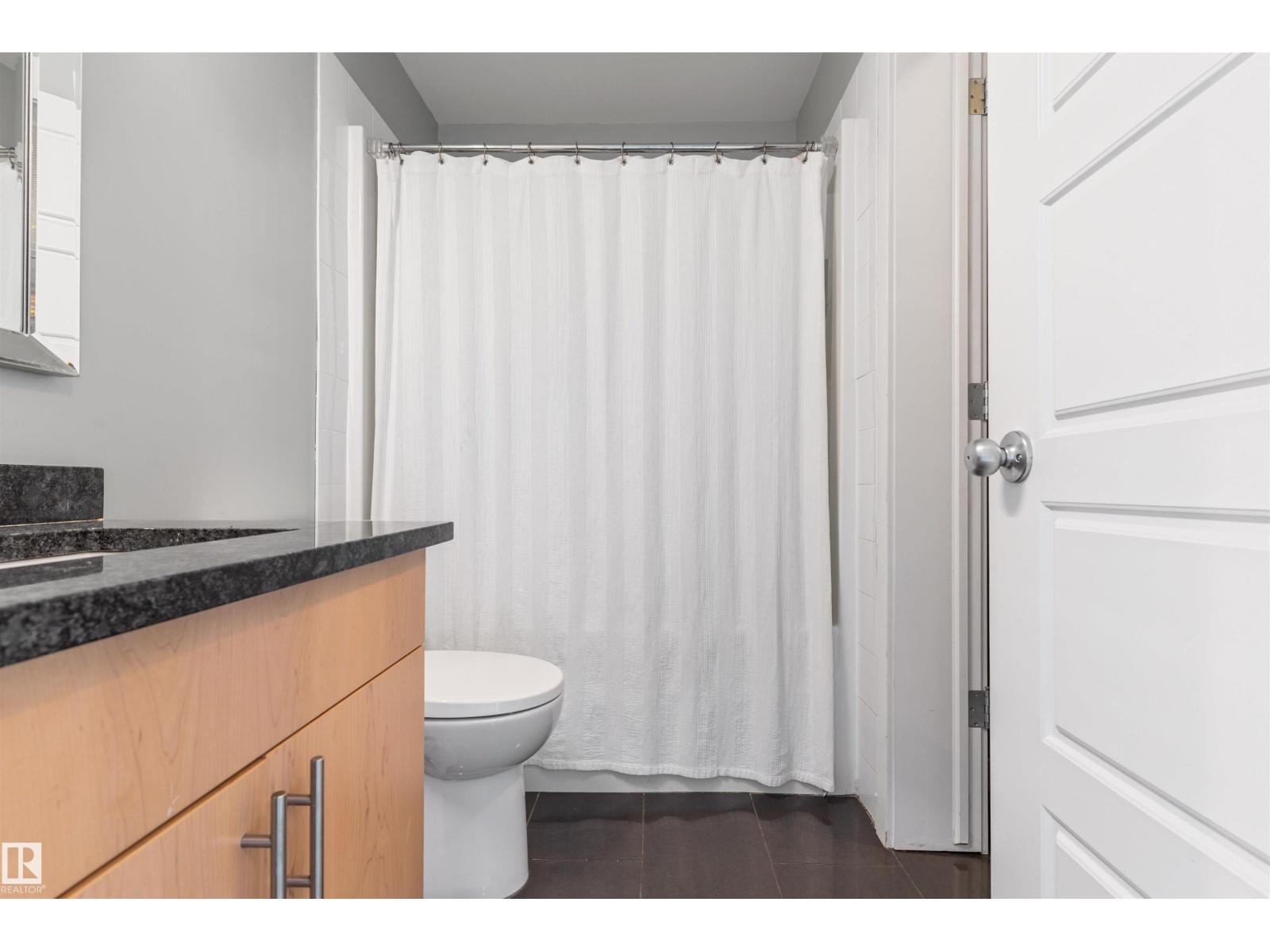 #510 11425 105 AV NW - 32