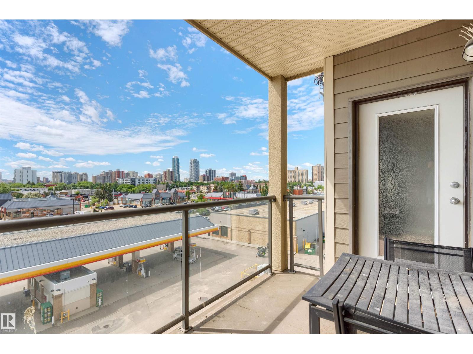 #510 11425 105 AV NW - 35