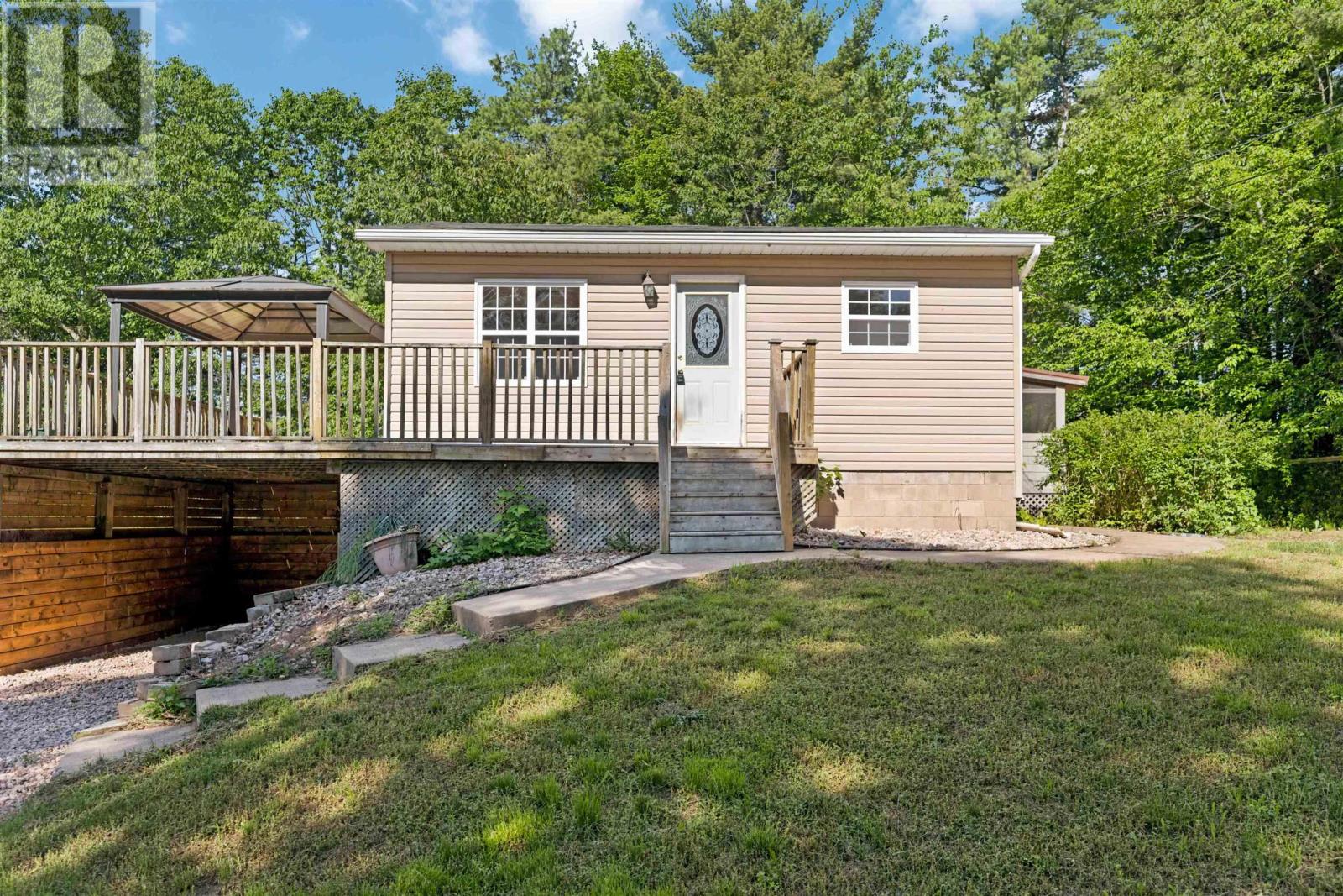 3349 Lovett Road - 4