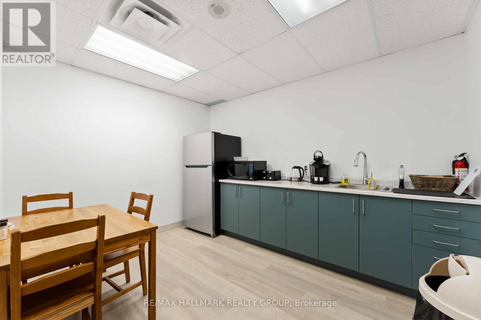 Office for Rent in Ottawa – 707 – 350 SPARKS STREET, Ottawa – MLS# X13526284 - Image 13