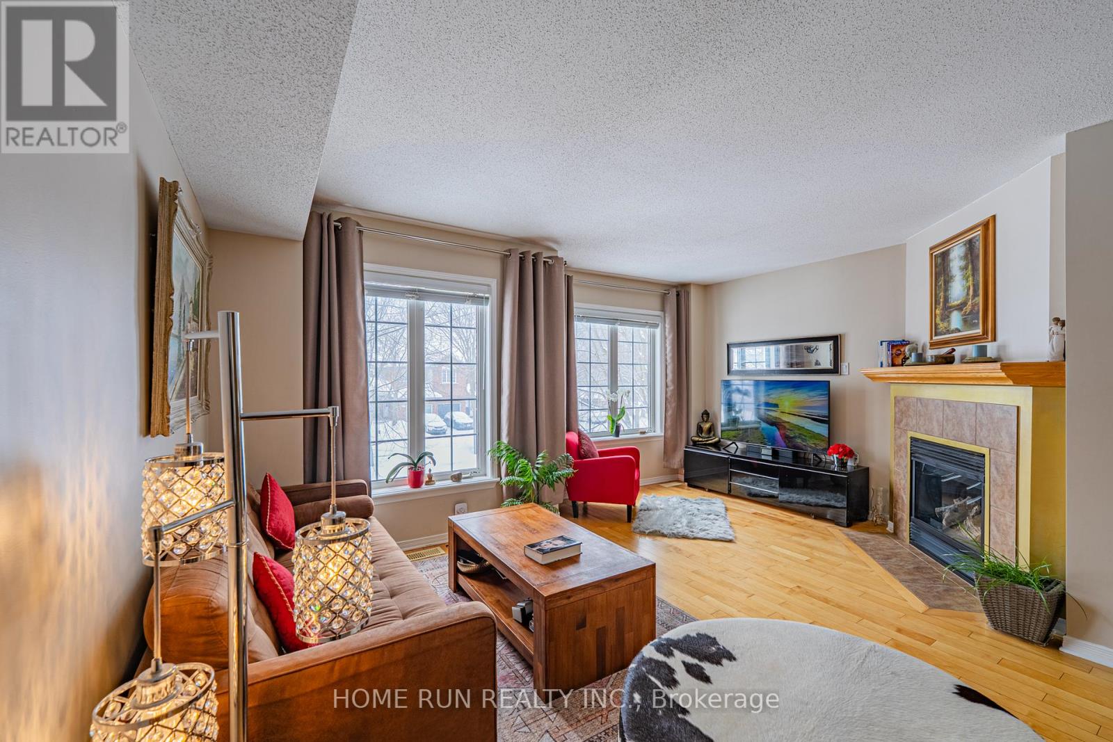 #207 90 EDENVALE DRIVE - 18