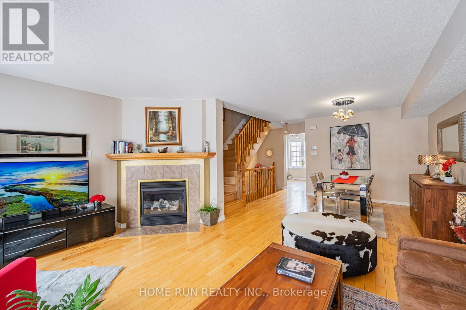#207 90 EDENVALE DRIVE - 19