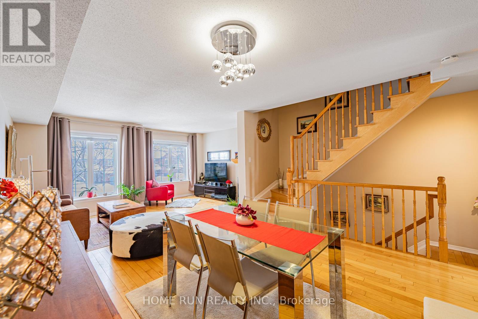 #207 90 EDENVALE DRIVE - 23