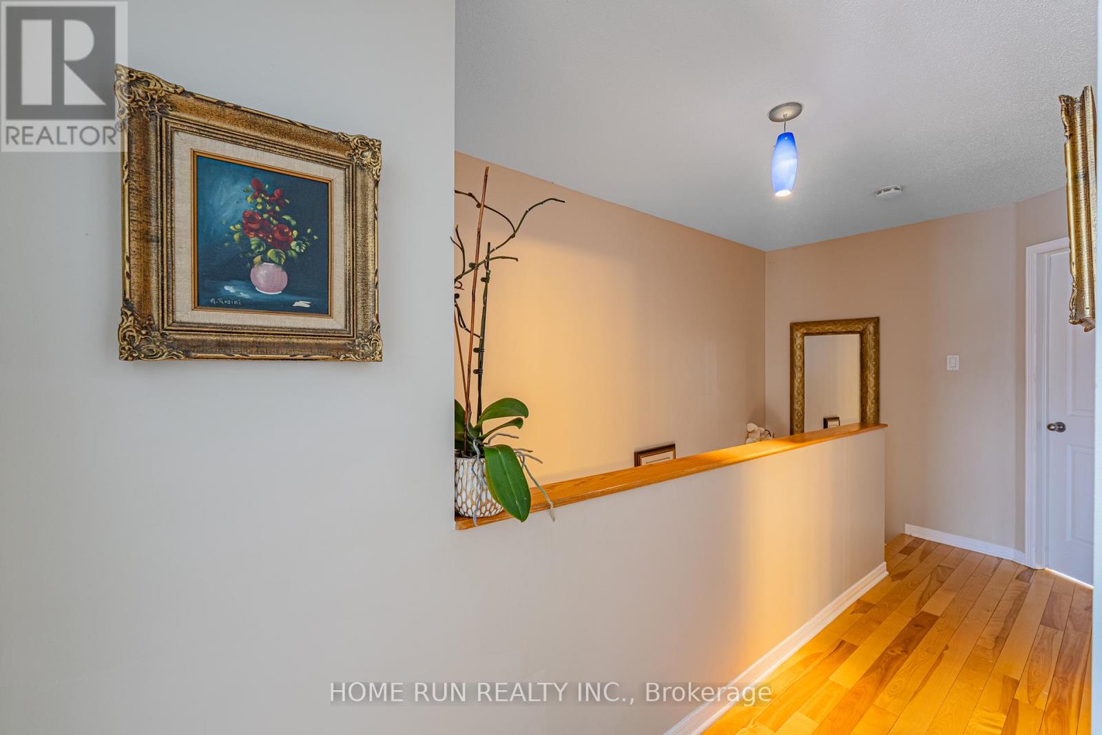 #207 90 EDENVALE DRIVE - 29