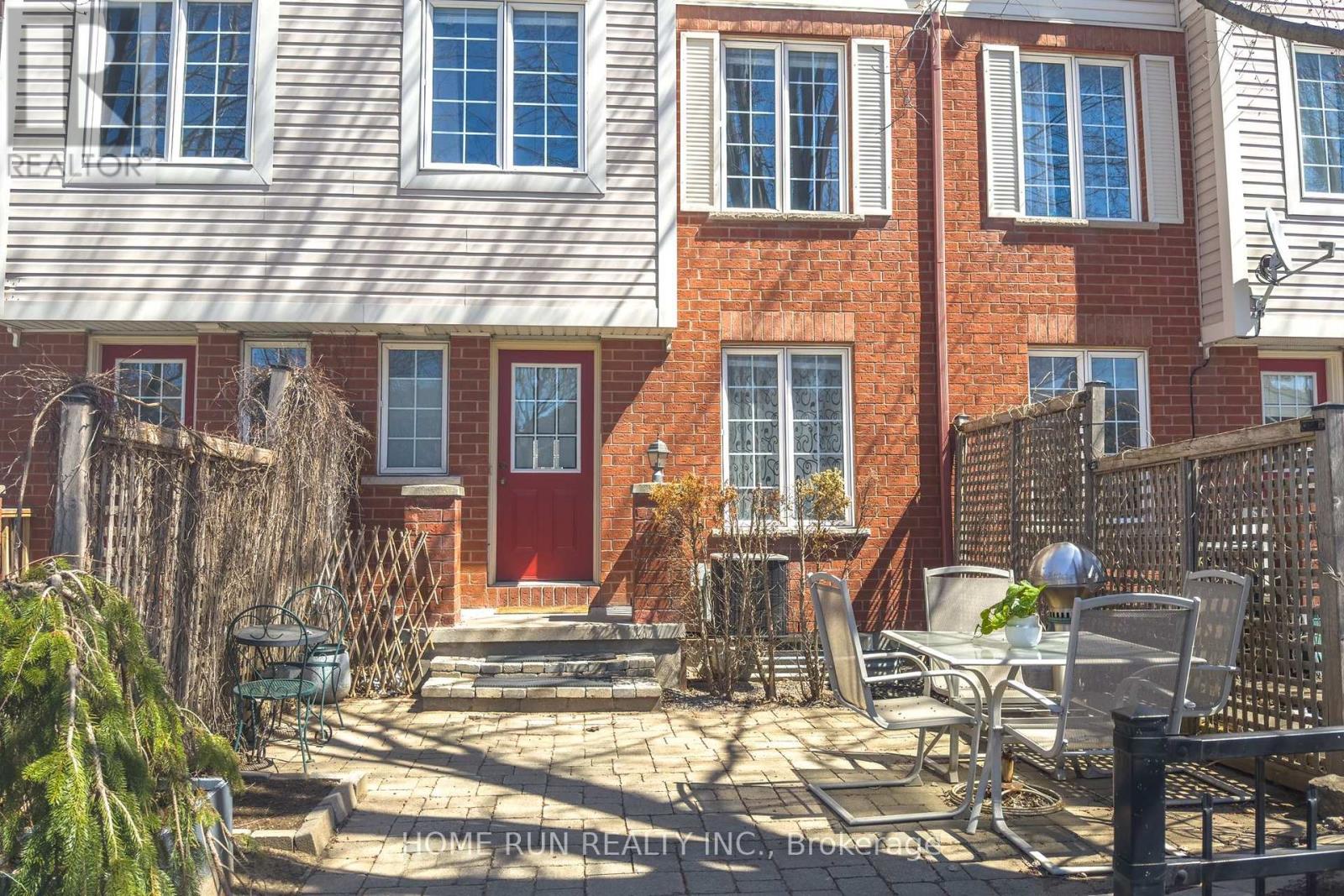 #207 90 EDENVALE DRIVE - 39