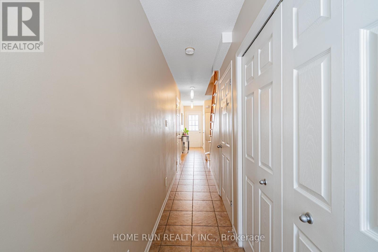 #207 90 EDENVALE DRIVE - 8