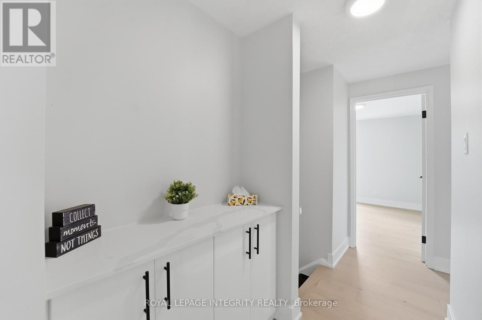 #14 3565 DOWNPATRICK ROAD - 21