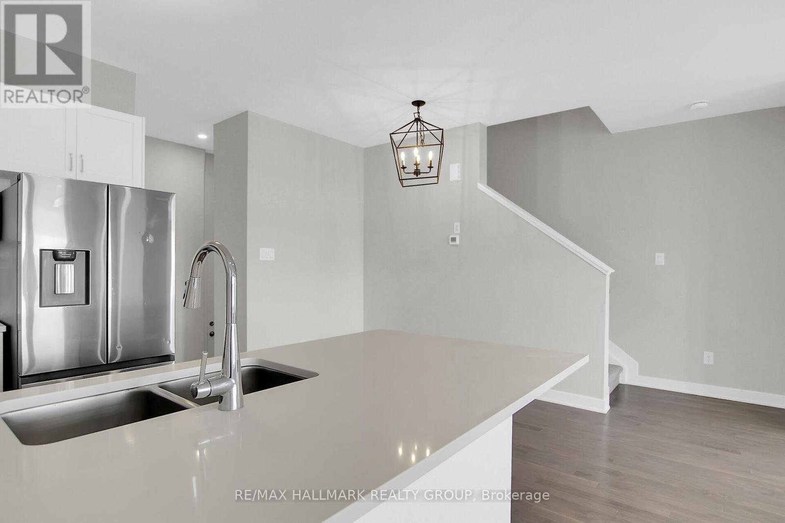 3 Bed, 3 Bath House for Rent in Ottawa – 6317 PERTH STREET, Ottawa – MLS# X13526512 - Image 17