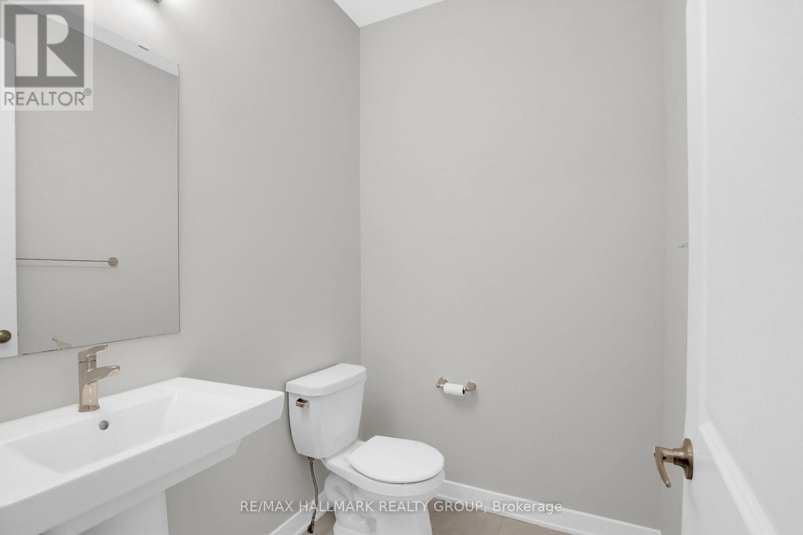 3 Bed, 3 Bath House for Rent in Ottawa – 6317 PERTH STREET, Ottawa – MLS# X13526512 - Image 31