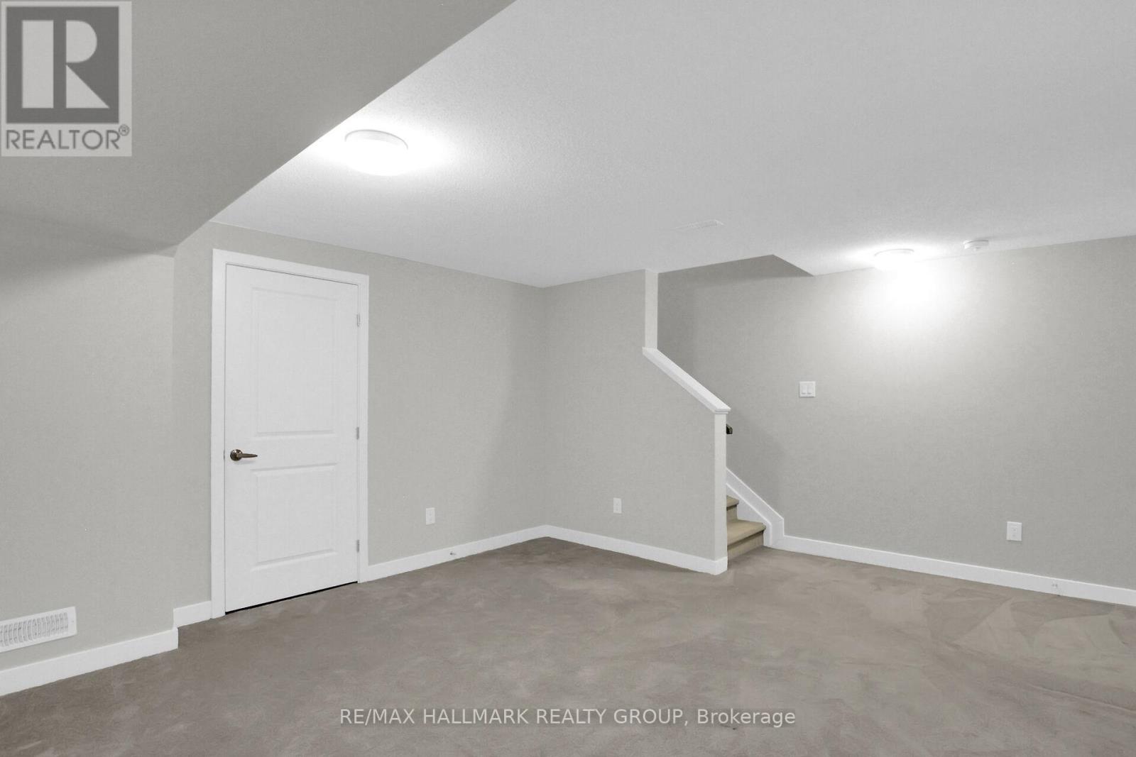 3 Bed, 3 Bath House for Rent in Ottawa – 6317 PERTH STREET, Ottawa – MLS# X13526512 - Image 36