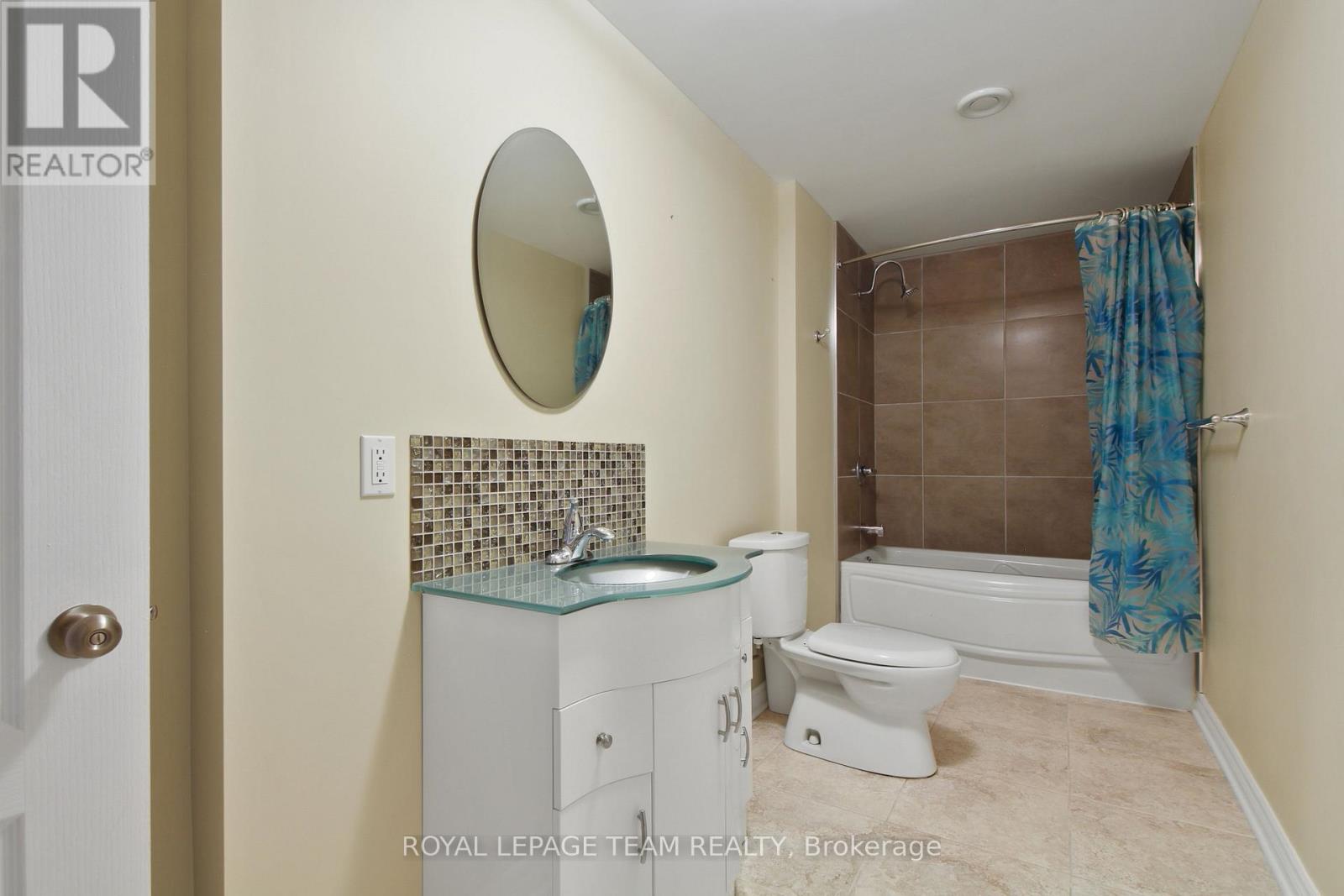 1820 LANDRY ROAD - 32