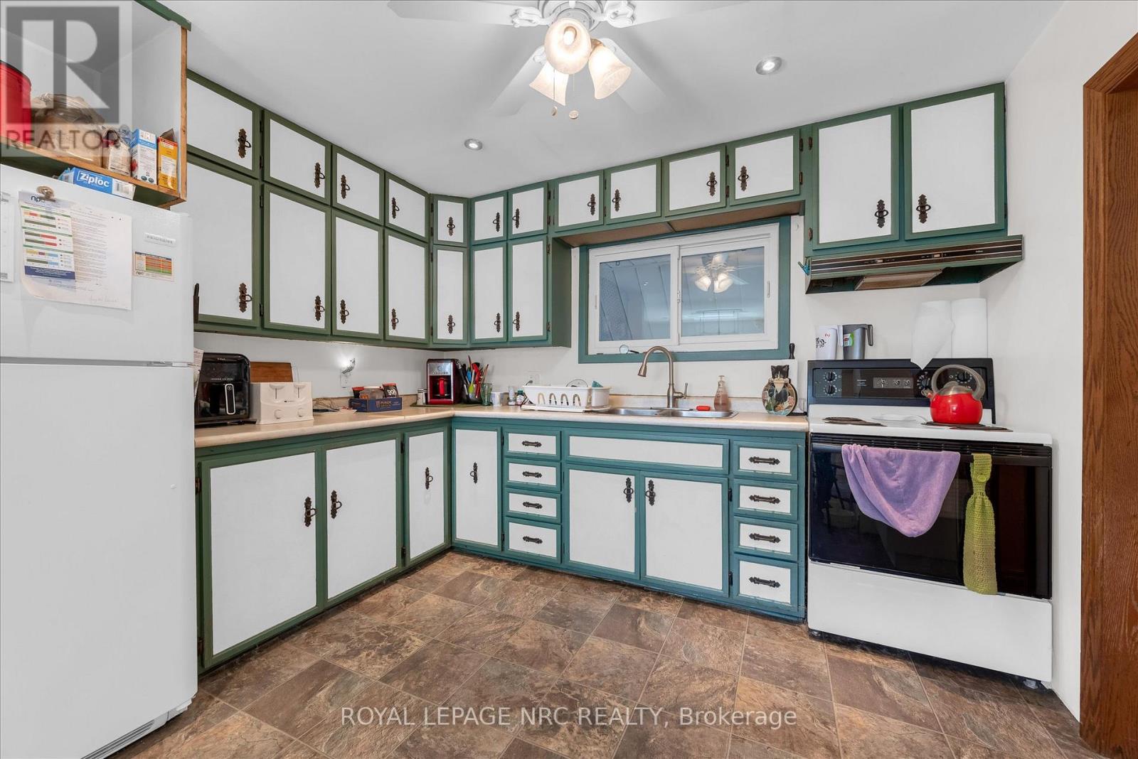 4271 ELGIN STREET - 14