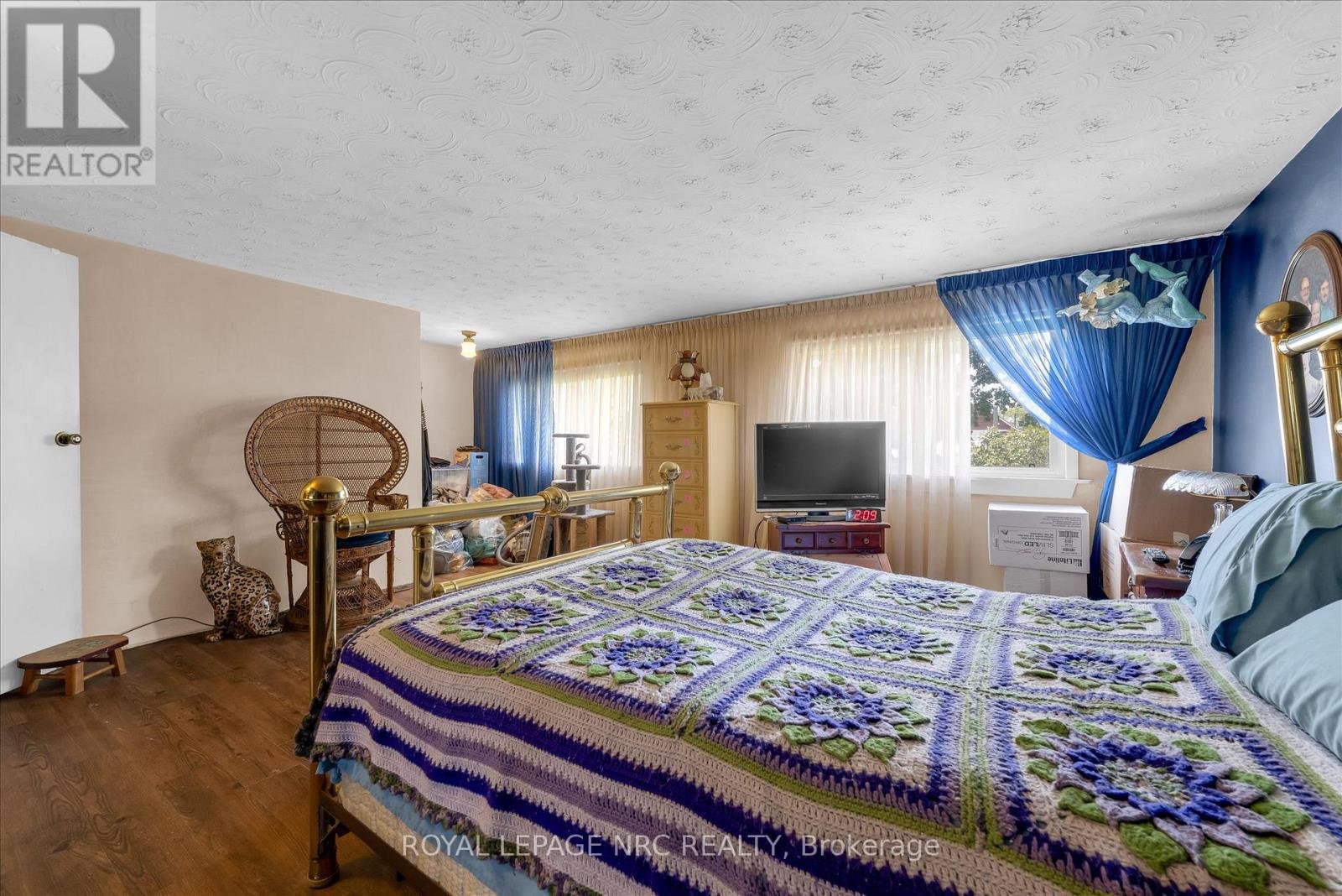 4271 ELGIN STREET - 19