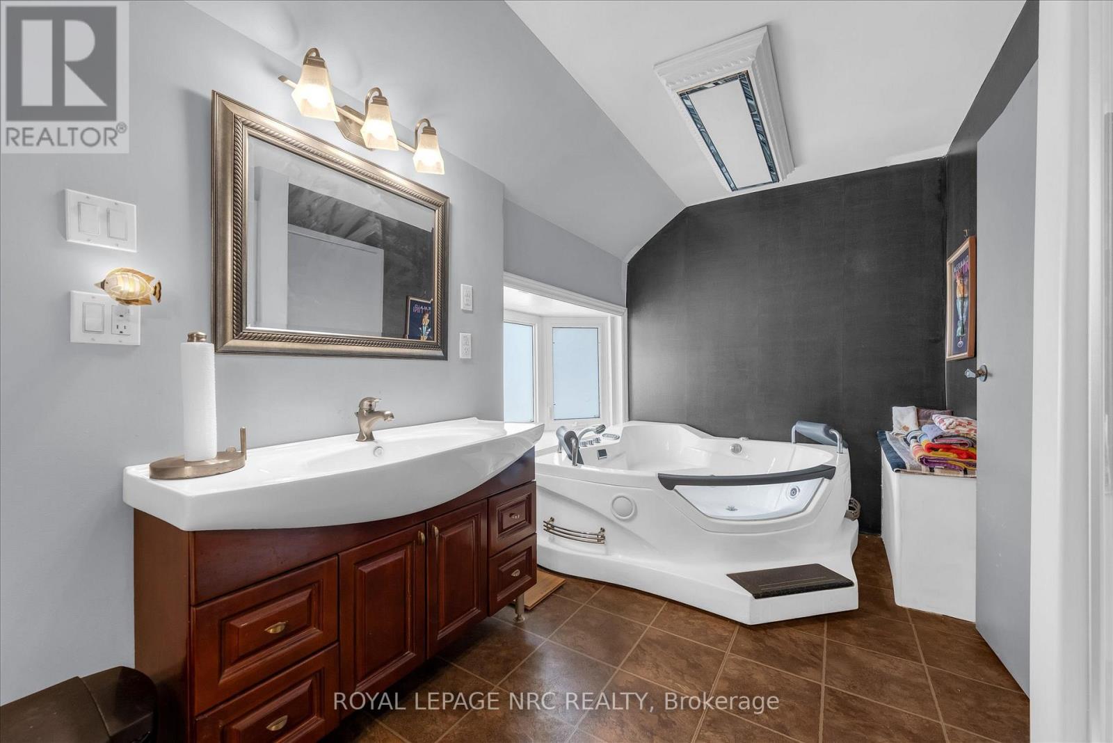 4271 ELGIN STREET - 23