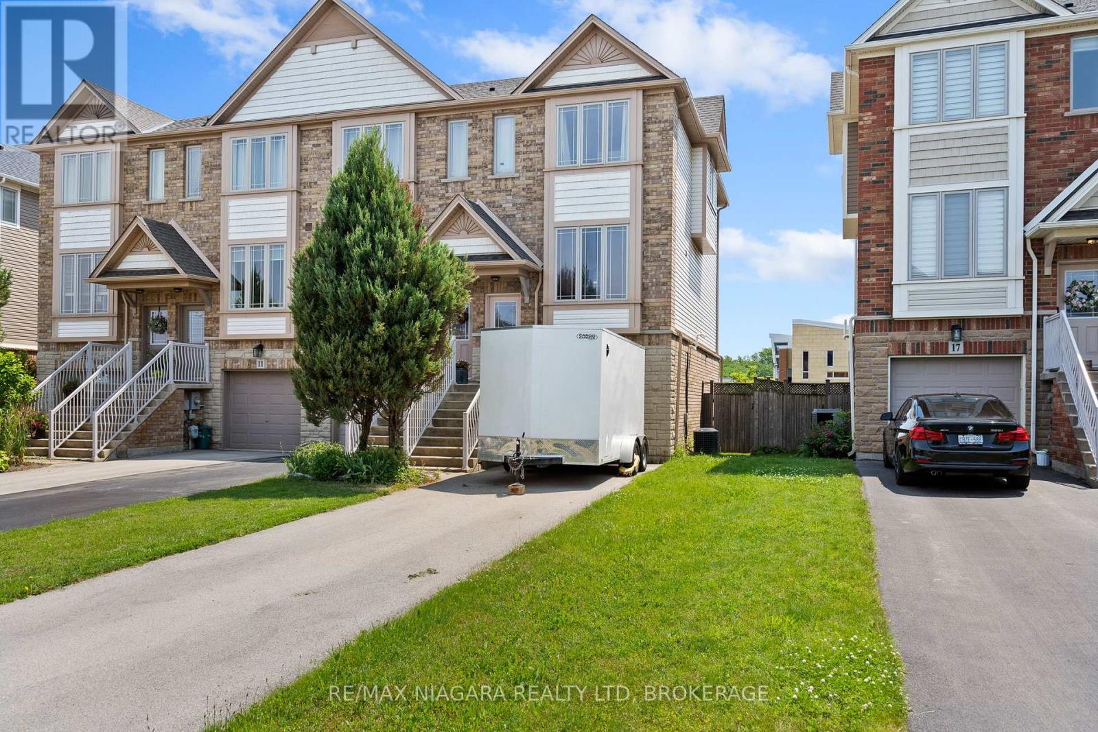 15 HEMLOCK WAY - 2