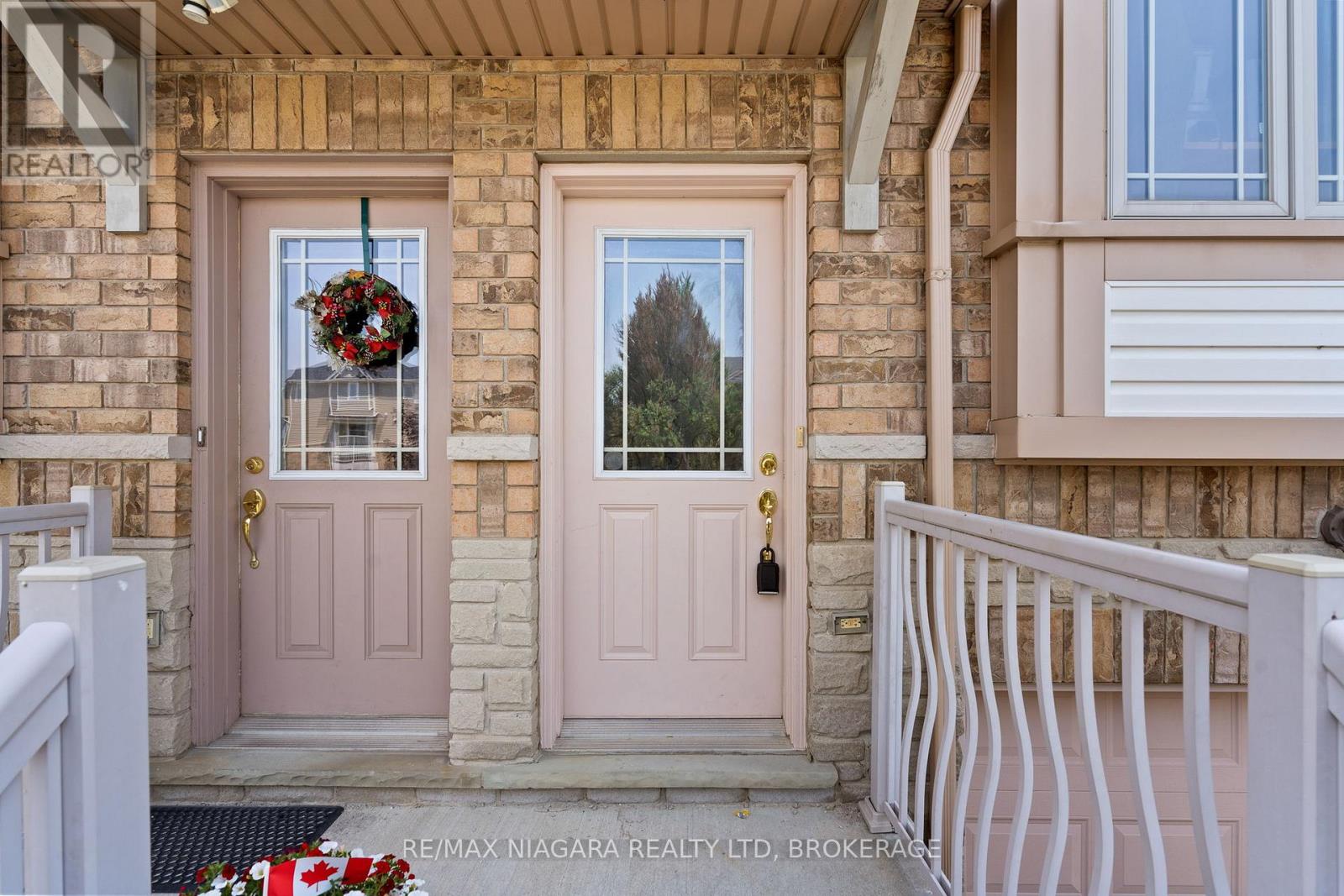 15 HEMLOCK WAY - 4